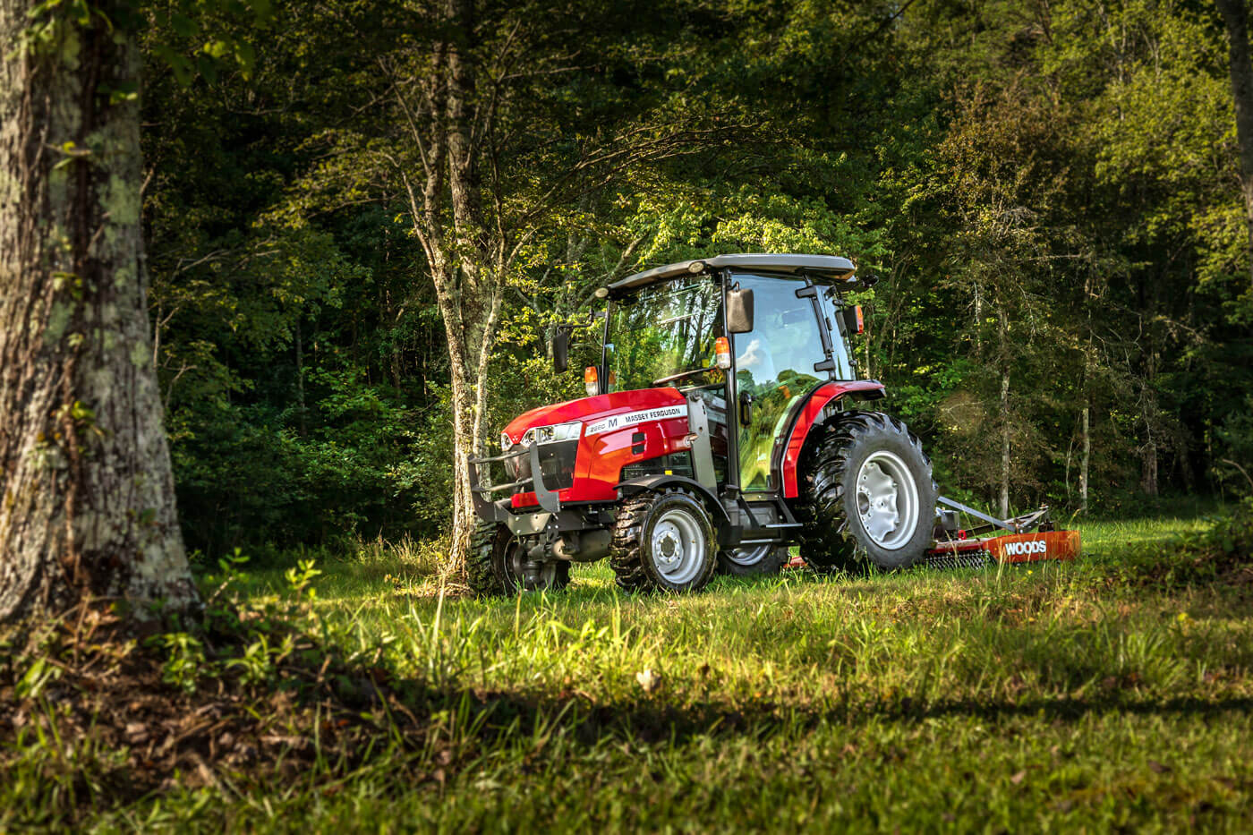 mf2860m-gallery04-2860m-cab-mowing-august-2020-cleveland-georgia-668A3794