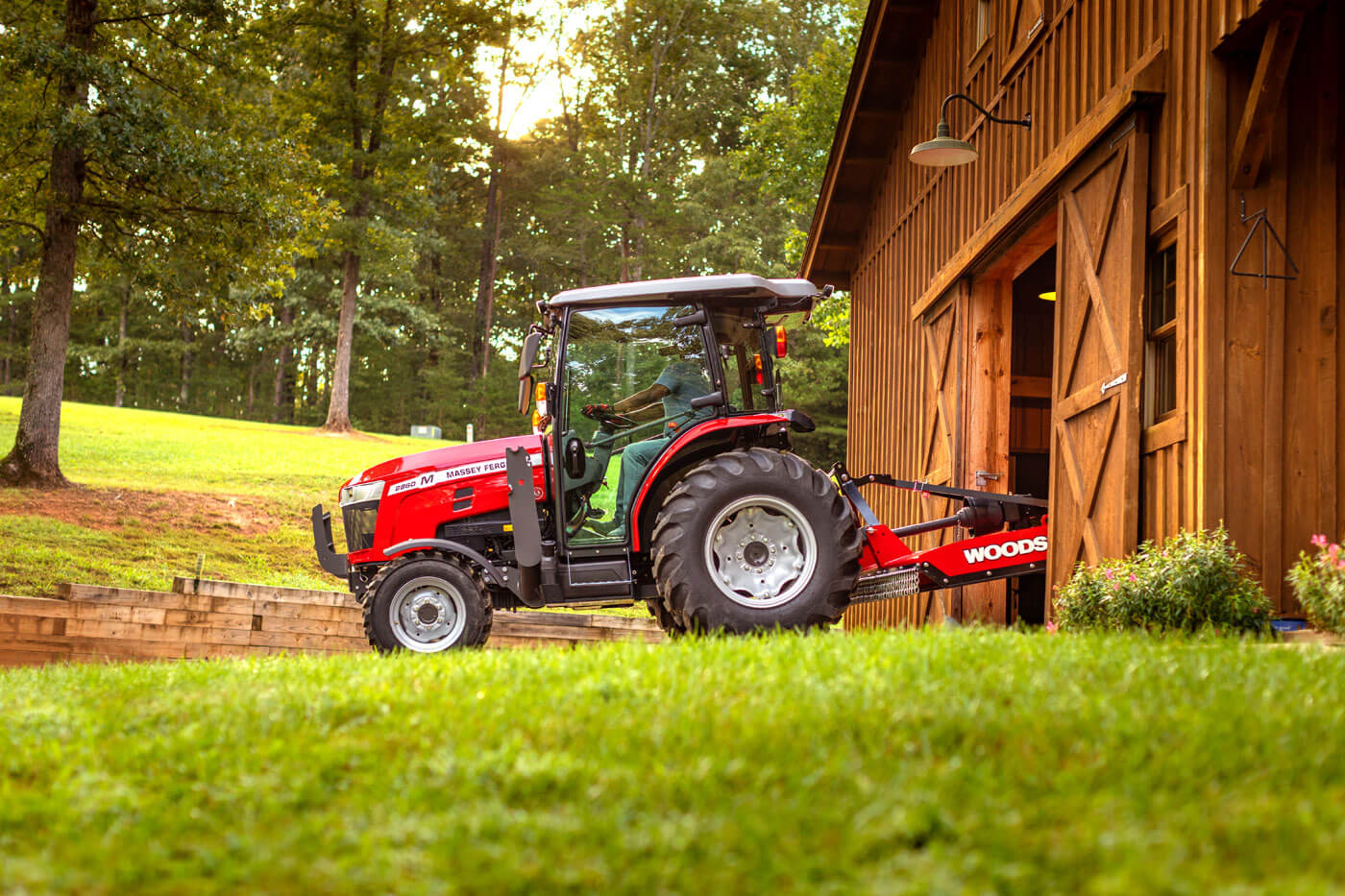 mf2860m-gallery10-2860m-cab-roading-barn-august-2020-cleveland-georgia-668A5197