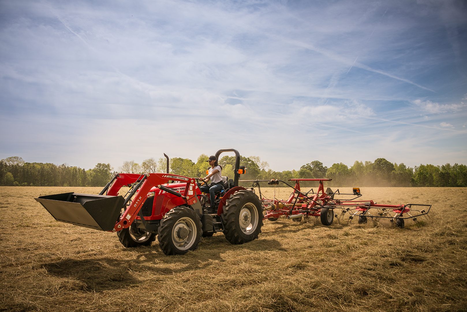Massey-Ferguson-2600H-Series-911X-Loader-Tedder-Georgia-2016-DSC_77492