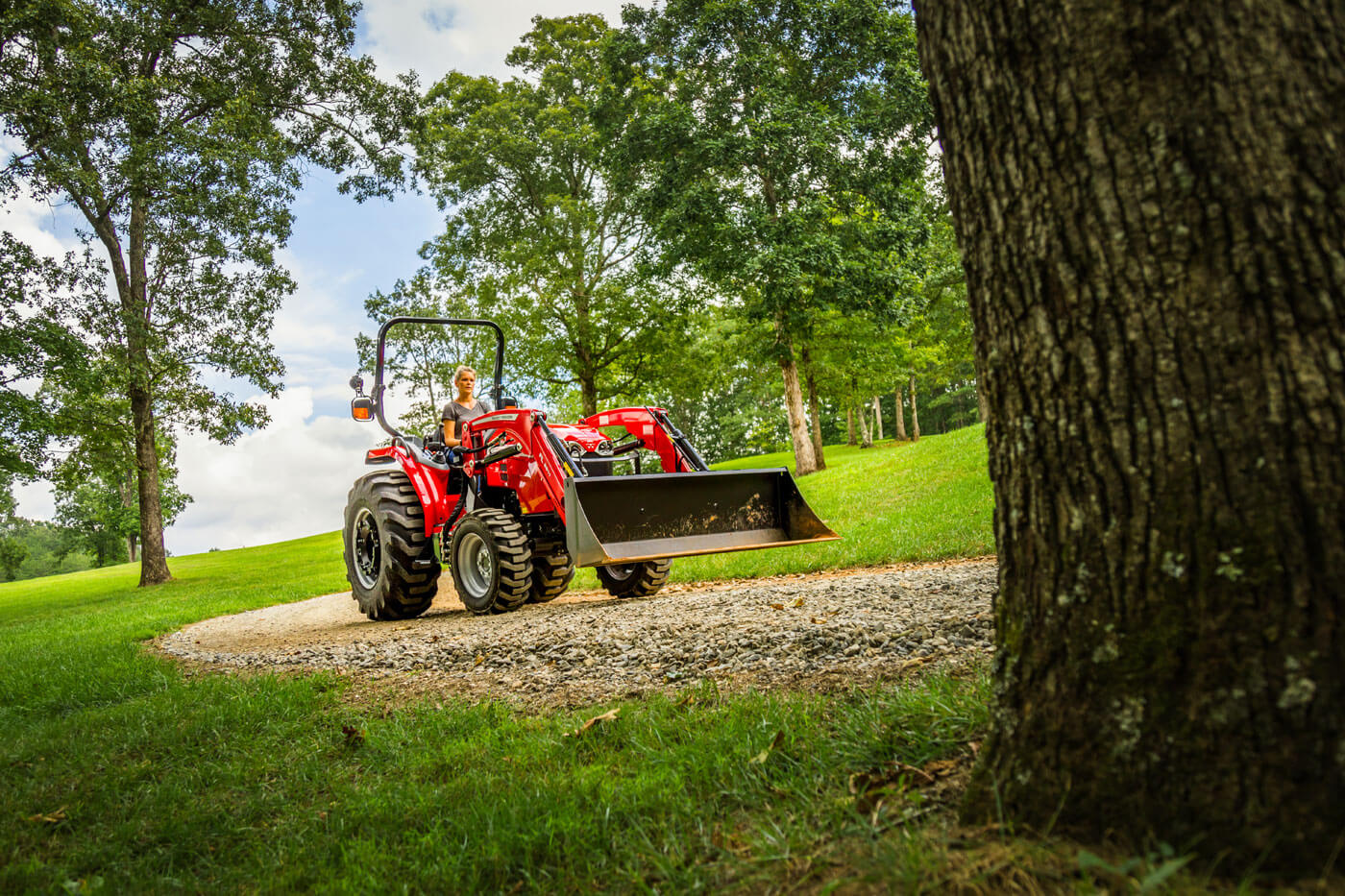 mf1835M-gallery04-platform-loader-august-2020-cleveland-georgia-668A6170