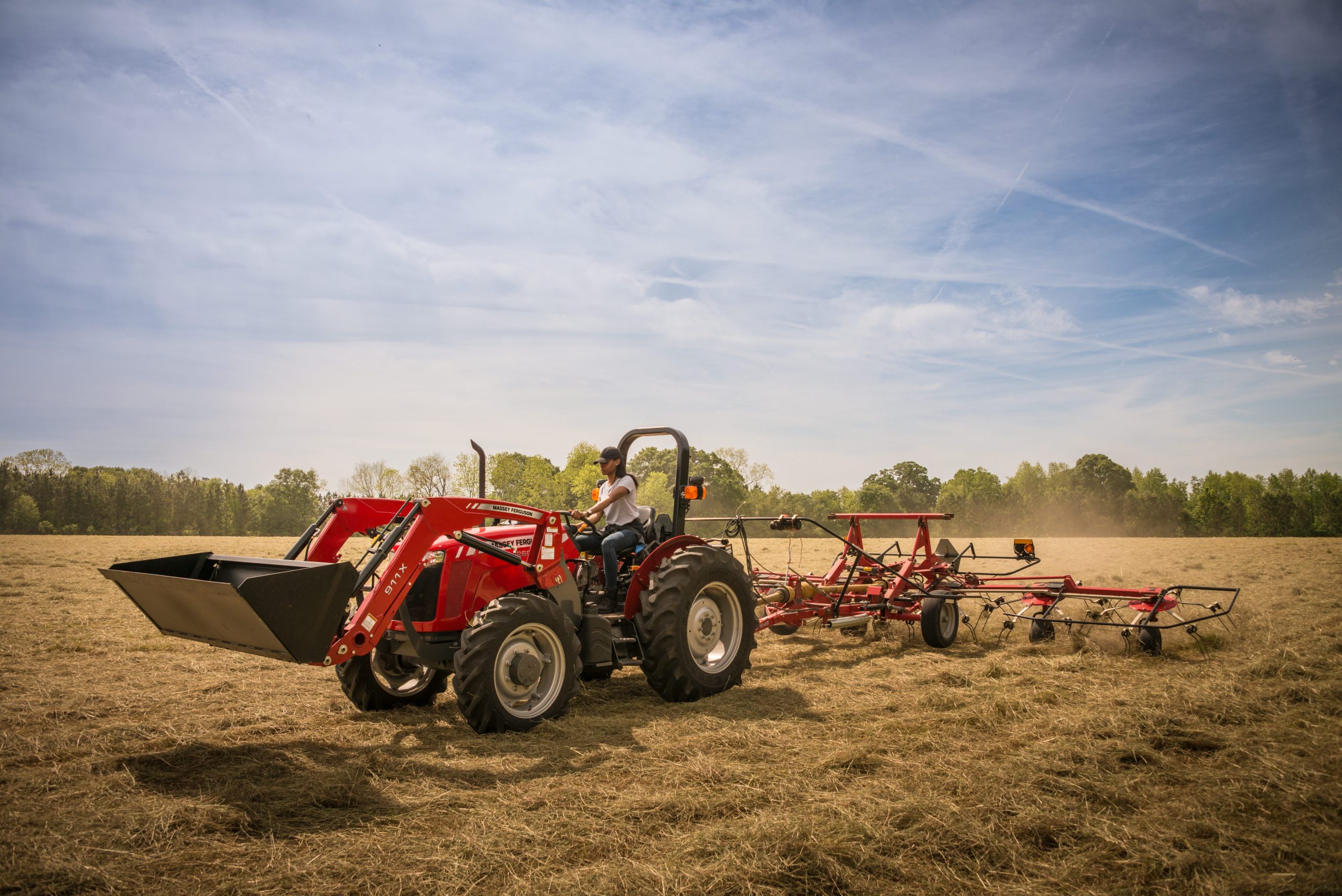 Massey-Ferguson-2600H-Series-911X-Loader-Tedder-Georgia-2016-DSC_7749-1-scaled