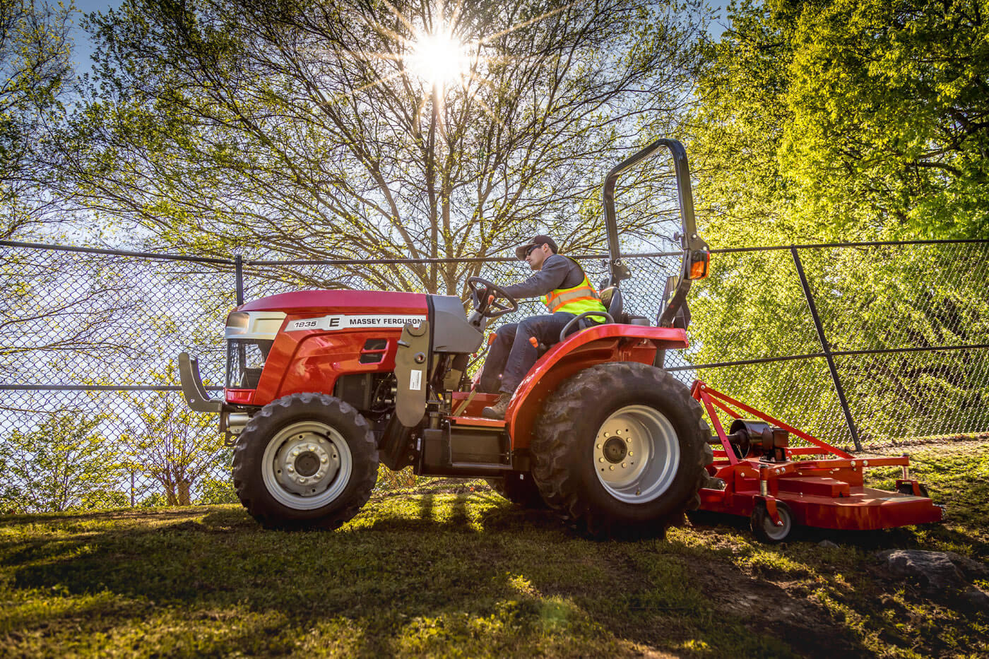 mf1835e-gallery-03-roadside-mowing-april-2020-fagan-farms-cumming-georgia-668A9073