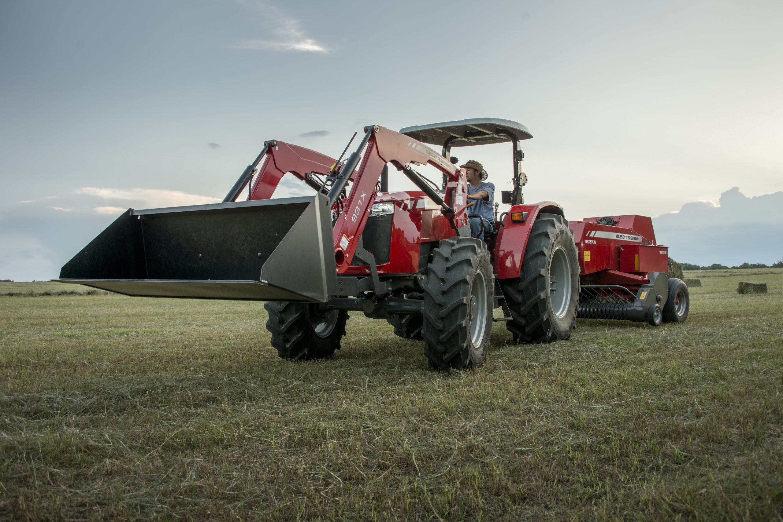 Massey-Ferguson-4700-Series-931X-Loader-1838-Baler-Global-Series-Alabama-2015-DSC_2961-scaled