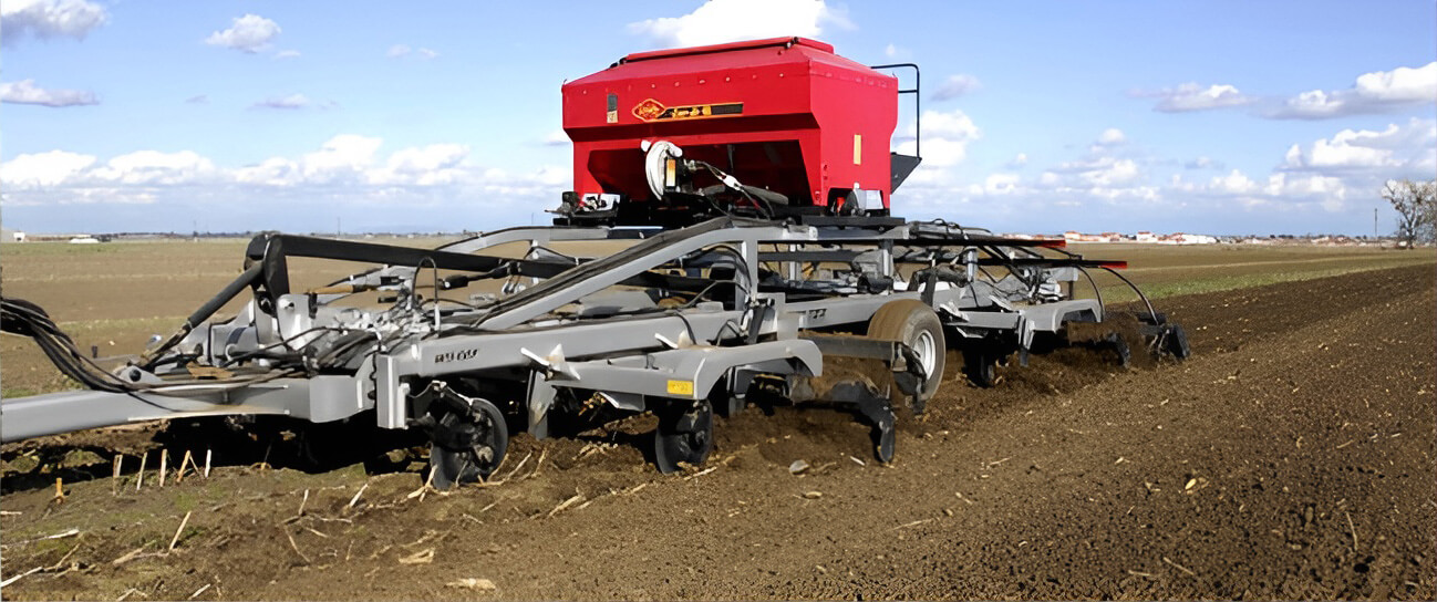 WILCOX-Eliminator-Advanced-Tillage-Solutions_04-upscaled-no-text