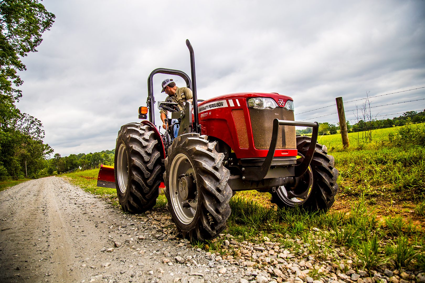 massey-ferguson-2607H-poultry-starr-sc-IMG-7251-1
